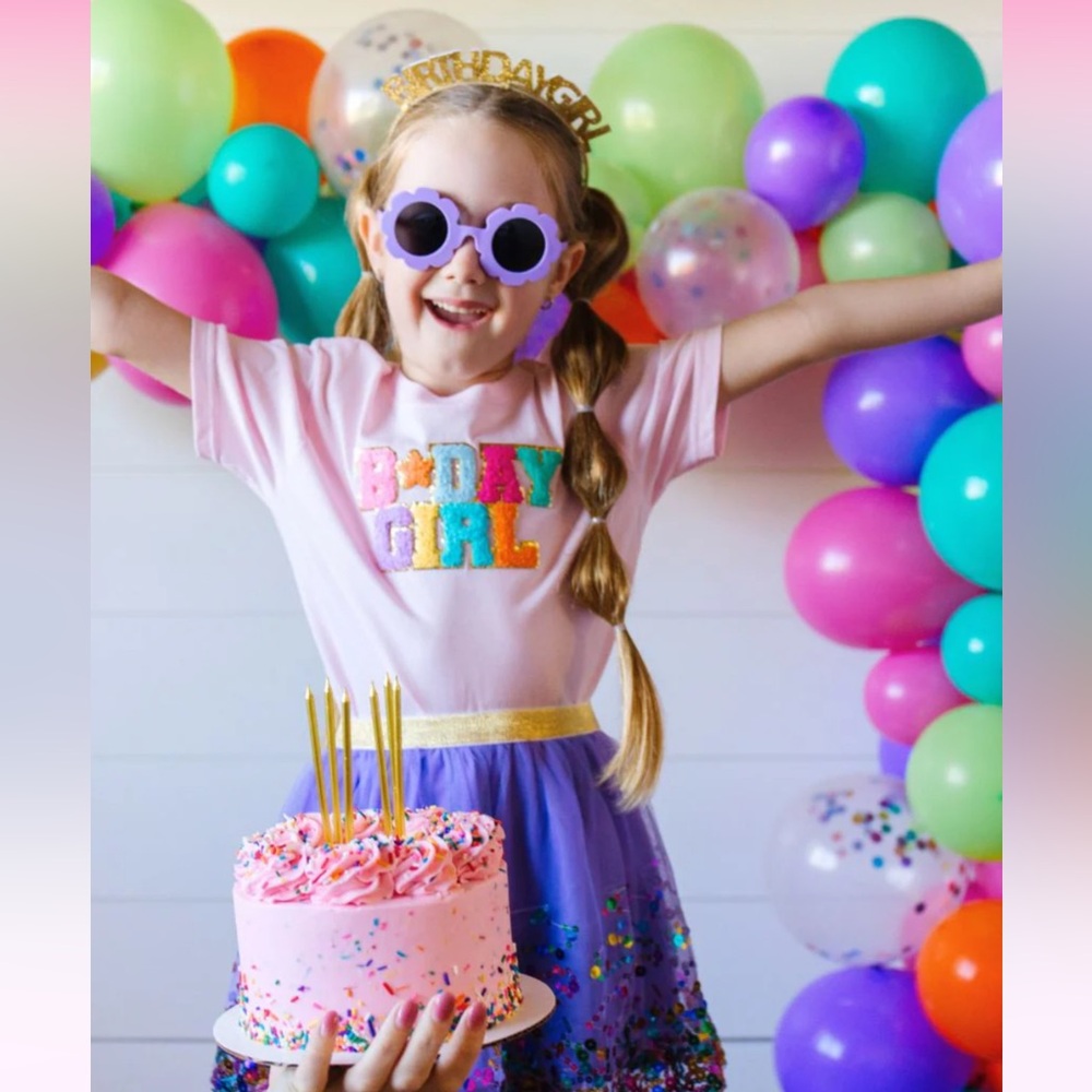 B-Day Girl appliqué cotton t-shirt for little girl - Picture 8 of 9